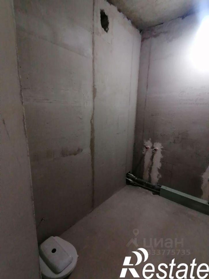 2-комн квартира Ливенская улица, 33,  д. 33