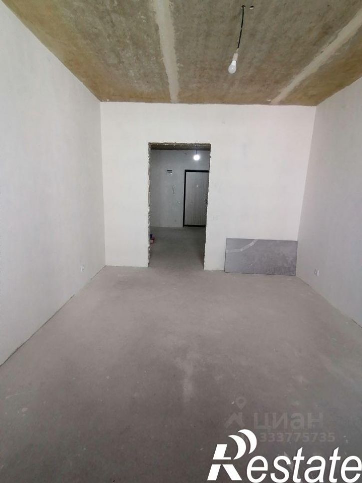 2-комн квартира Ливенская улица, 33,  д. 33
