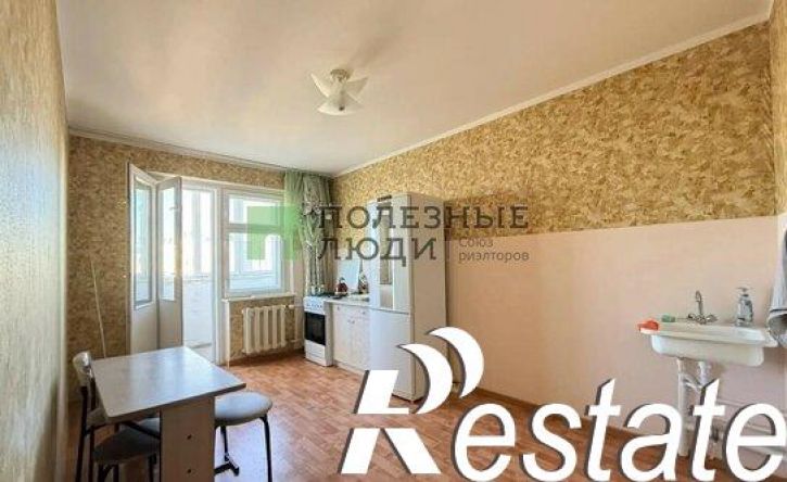3-комн квартира улица Емлютина, 8,  д. 8
