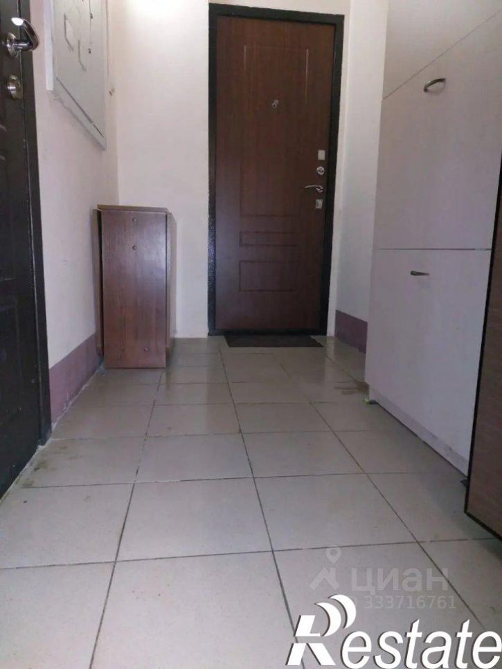3-комн квартира улица Бурова, 46,  д. 46