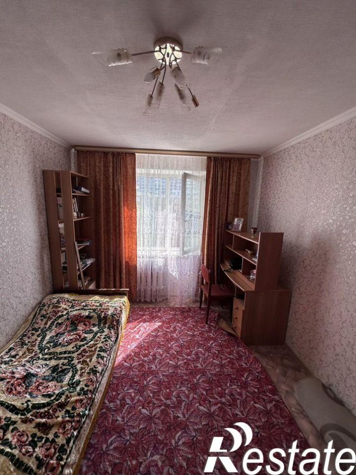 3-комн квартира улица Генерала Родина, 52,  д. 52