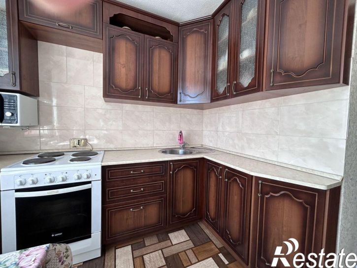 3-комн квартира улица Генерала Родина, 52,  д. 52
