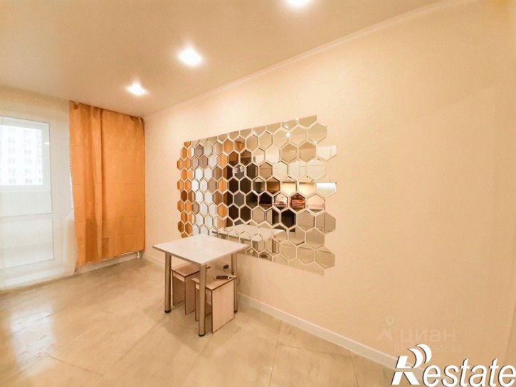 2-комн квартира улица Андрианова, 35,  д. 35