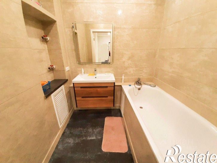 2-комн квартира улица Андрианова, 35,  д. 35