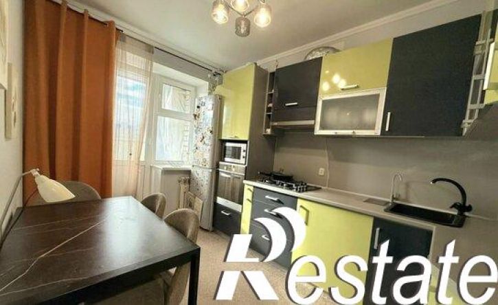 2-комн квартира улица Родзевича-Белевича, 8,  д. 8