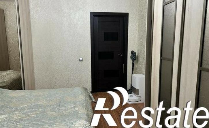 2-комн квартира улица Розы Люксембург, 49,  д. 49