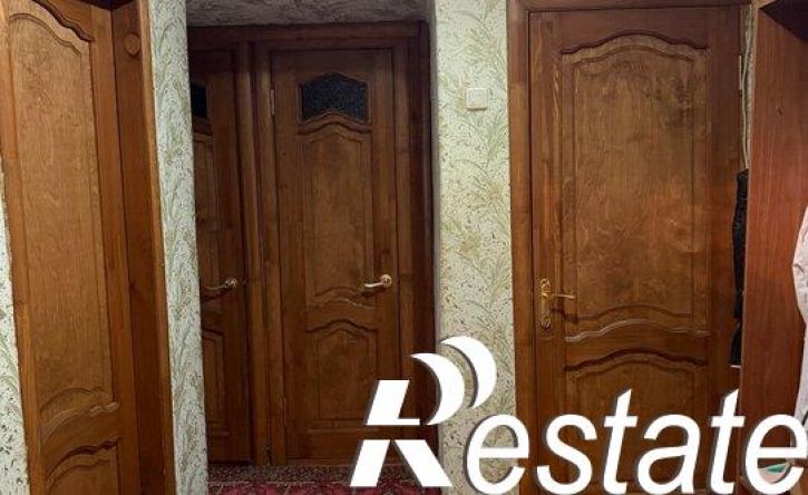 2-комн квартира улица 5 Августа, 21,  д. 21