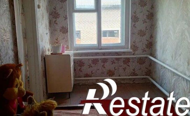 3-комн квартира Залегощенский район, Нижнезалегощенское сельское поселение, село Казарь,