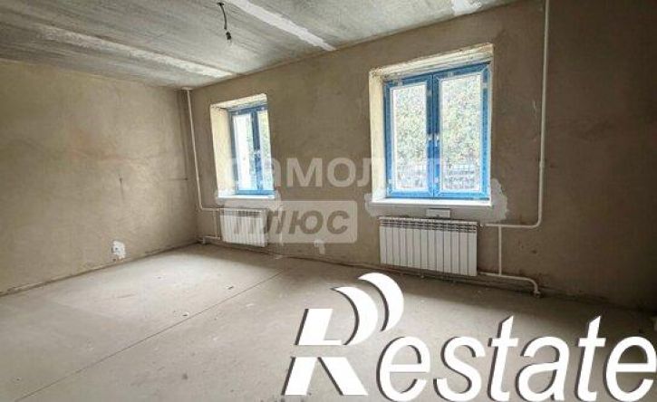 2-комн квартира улица Андрианова, 33,  д. 33