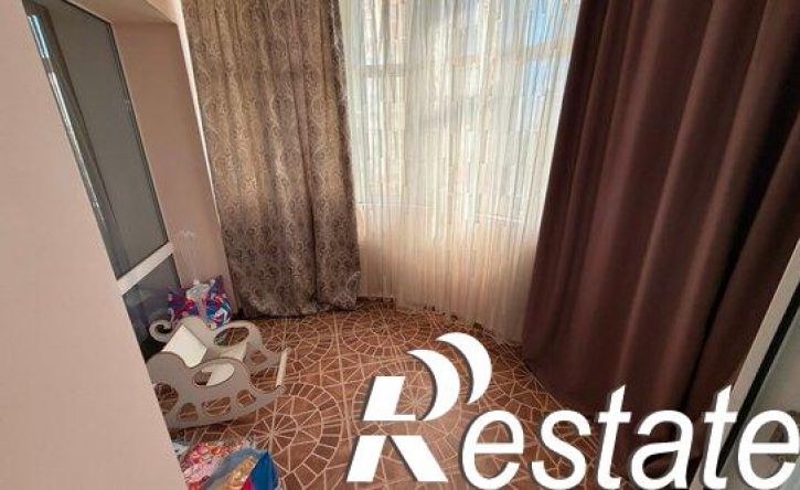 3-комн квартира улица 8 Марта, 8,  д. 8