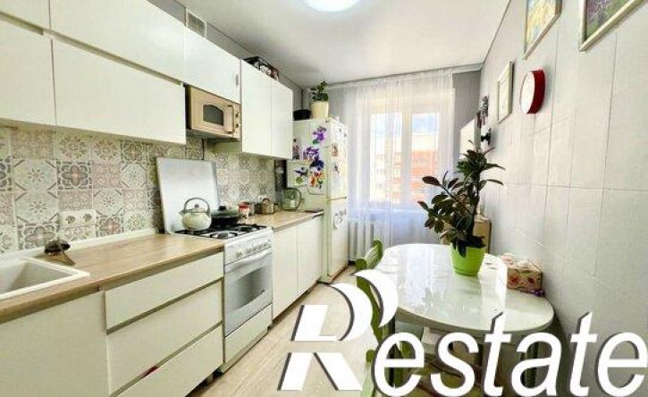 3-комн квартира Планерная улица, 61,  д. 61