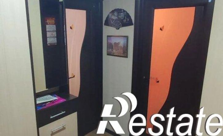 2-комн квартира улица 5 Августа, 48,  д. 48