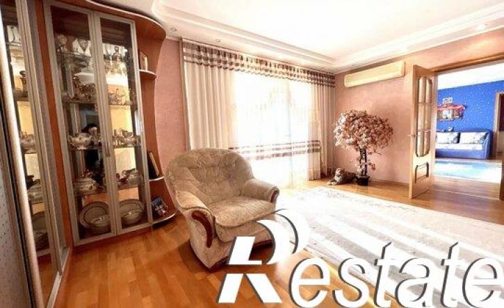 4-комн квартира Советская улица, 15,  д. 15