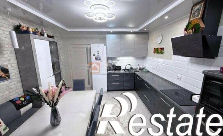 2-комн квартира улица Андрианова, 31,  д. 31