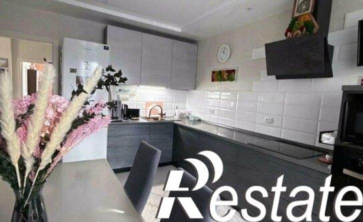 2-комн квартира улица Андрианова, 31,  д. 31